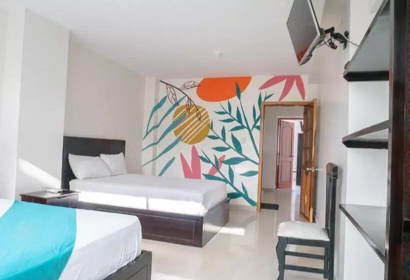 Hotelli Margaritas Palace