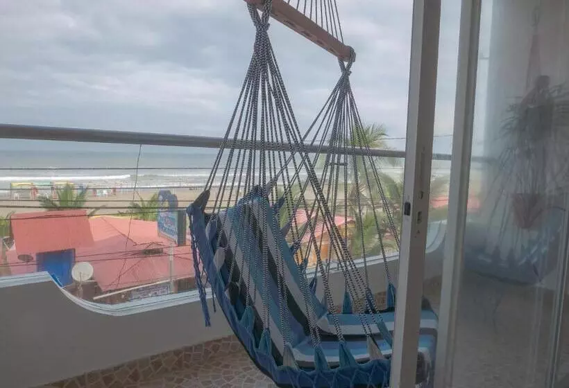 Hotelli Margaritas Palace