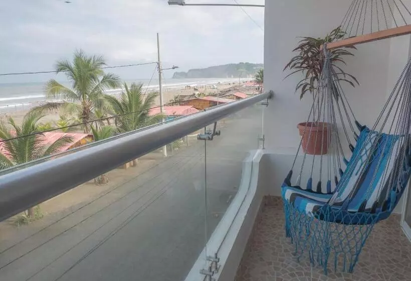 Hotelli Margaritas Palace