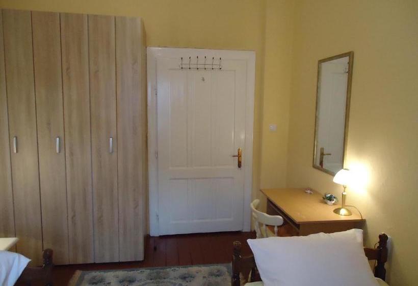 پانسیون Apartments Villa Svetlana