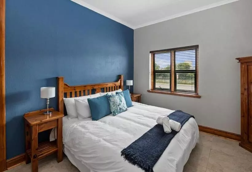 Majatalo De Akker Guest House