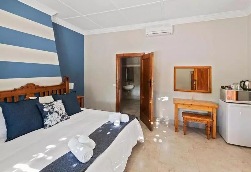 Majatalo De Akker Guest House