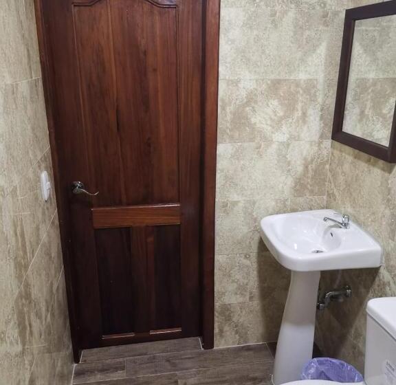 پانسیون Guest House Inn