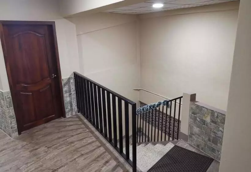 پانسیون Guest House Inn