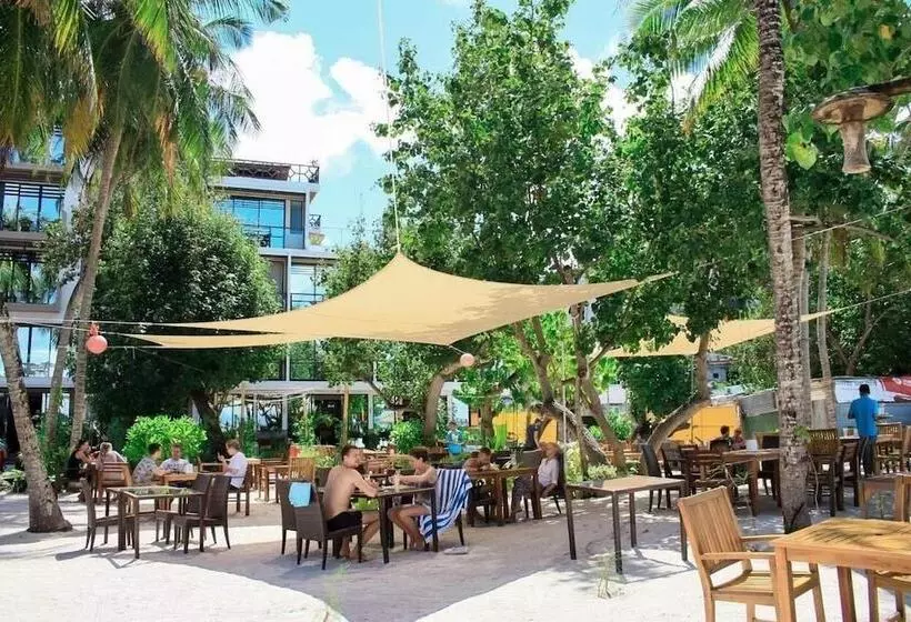 پانسیون Seashore Beach Inn