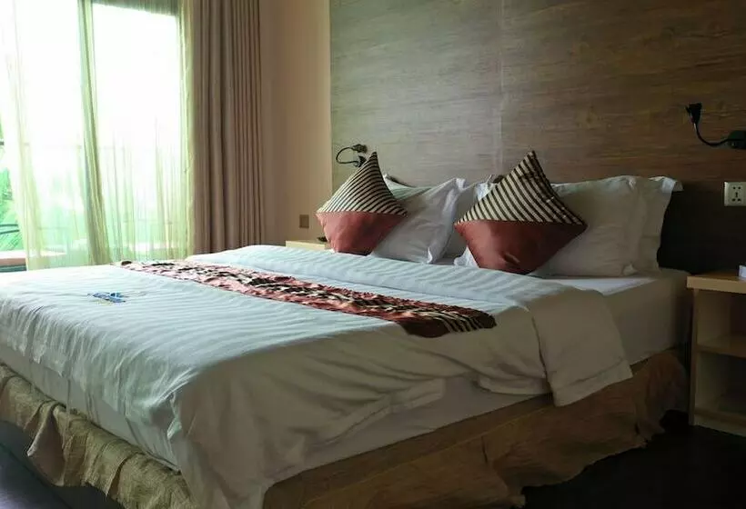 پانسیون Seashore Beach Inn