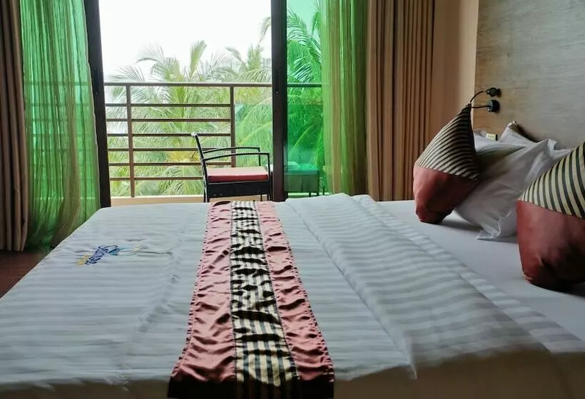 پانسیون Seashore Beach Inn