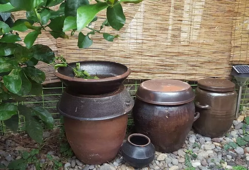 ペンション Wellbeing Guesthouse