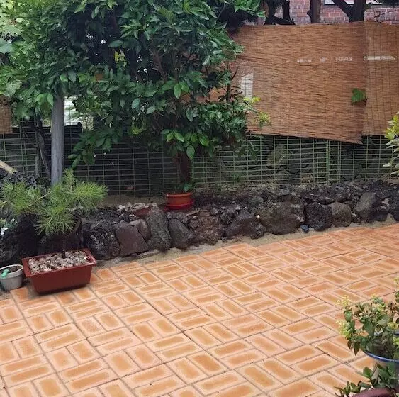 ペンション Wellbeing Guesthouse