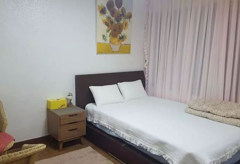 ペンション Wellbeing Guesthouse