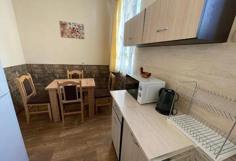 ペンション Guest House Dobrudzha