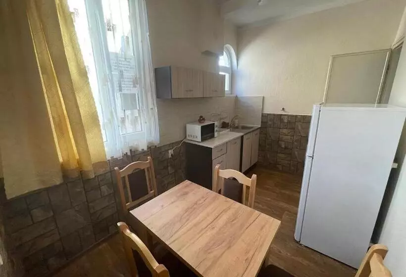 ペンション Guest House Dobrudzha