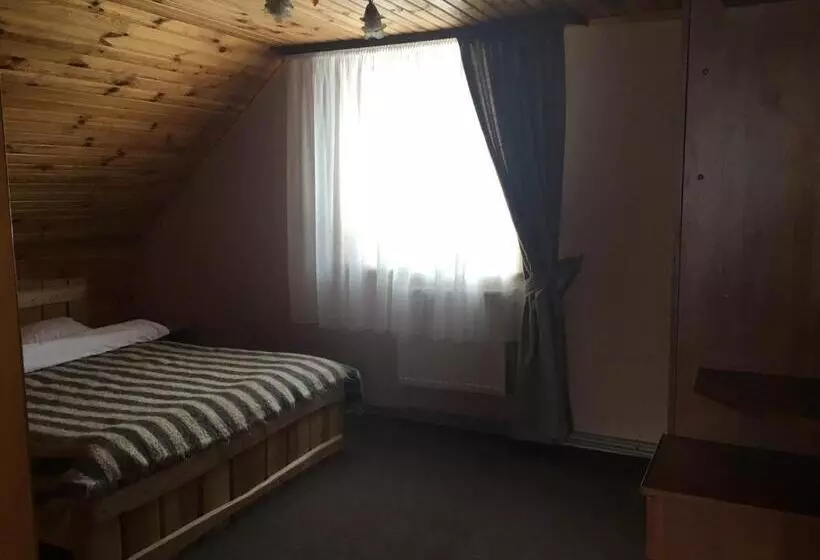 ペンション Guest House Zatishniy Dvir