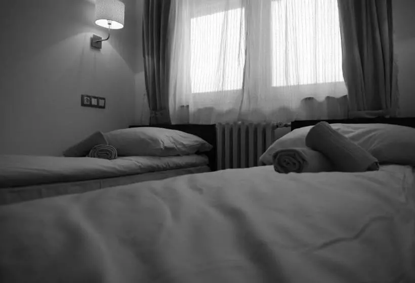 پانسیون Guest House Zavicaj Pale
