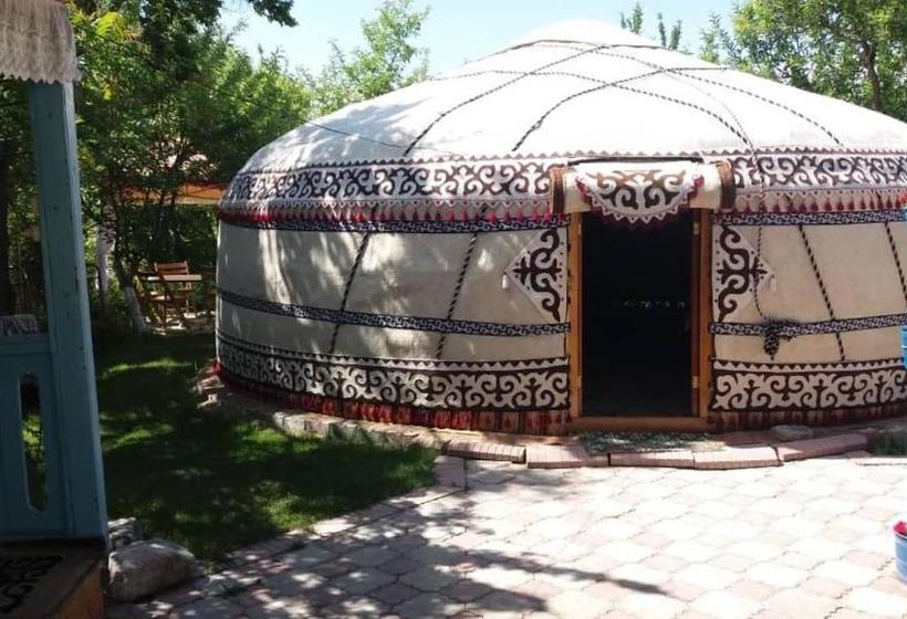 پانسیون Guesthouse Kishimzhan