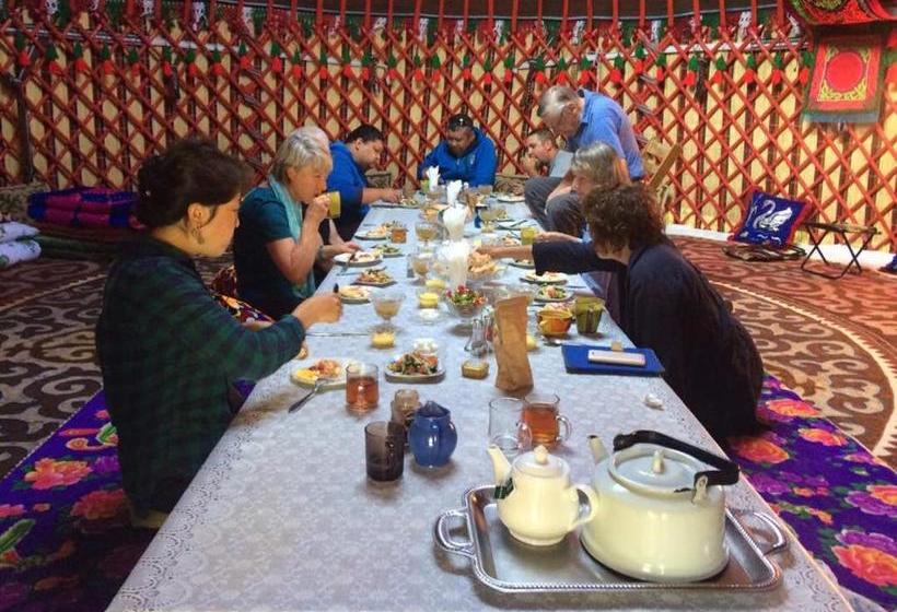 پانسیون Guesthouse Kishimzhan