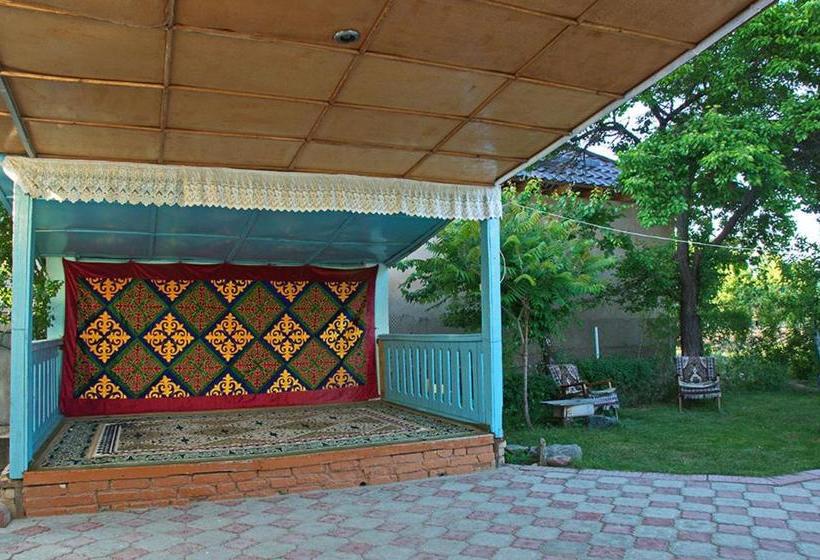 پانسیون Guesthouse Kishimzhan
