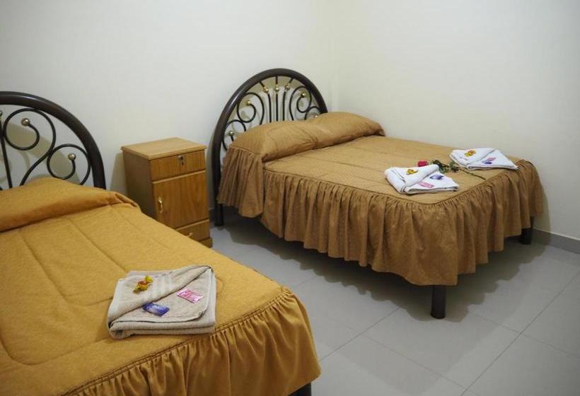 پانسیون Hostal Butch Cassidy