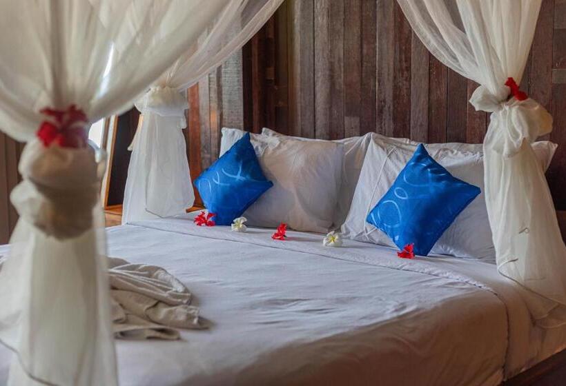 פנסיון Kampung Canggu