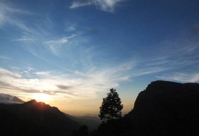 Pensjonat Monarch Ella