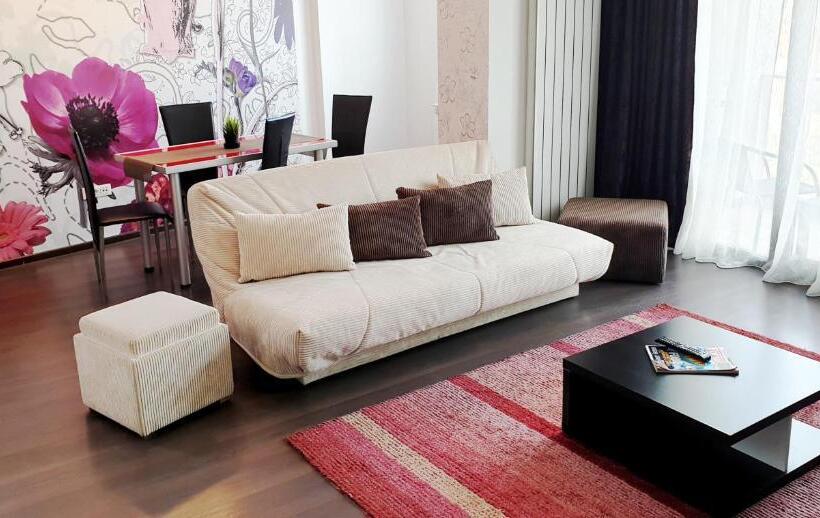 Uptown Residence Apartments