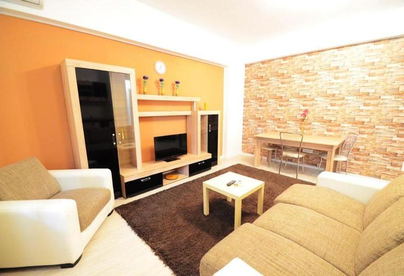 Uptown Residence Apartments