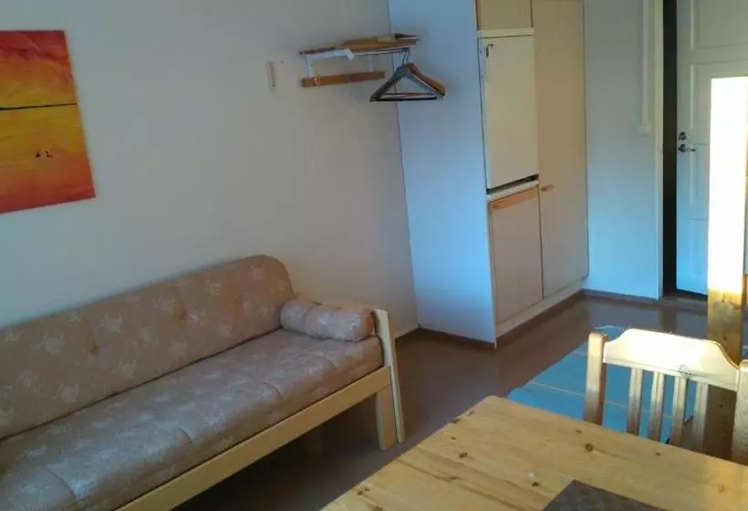 Retkeilymaja Koirasalmen Luontotupa