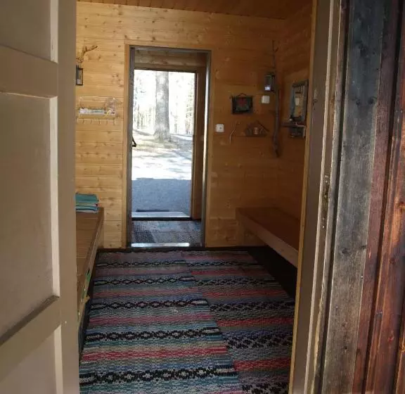 Retkeilymaja Koirasalmen Luontotupa