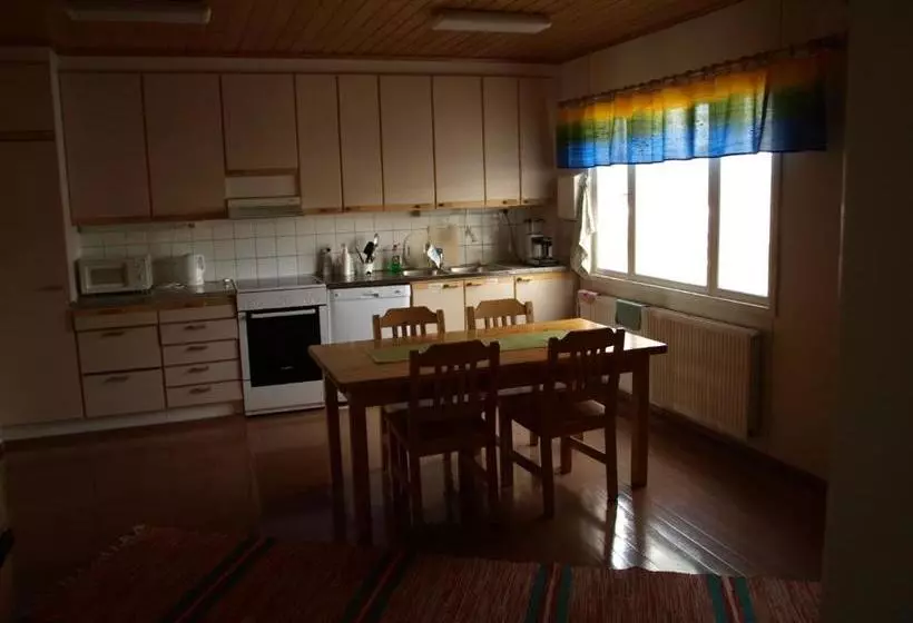 Retkeilymaja Koirasalmen Luontotupa