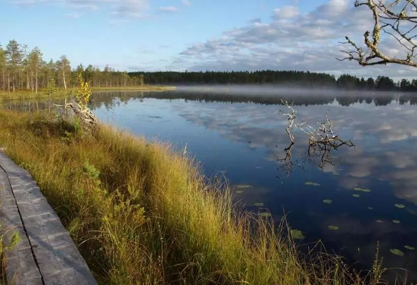 Retkeilymaja Koirasalmen Luontotupa