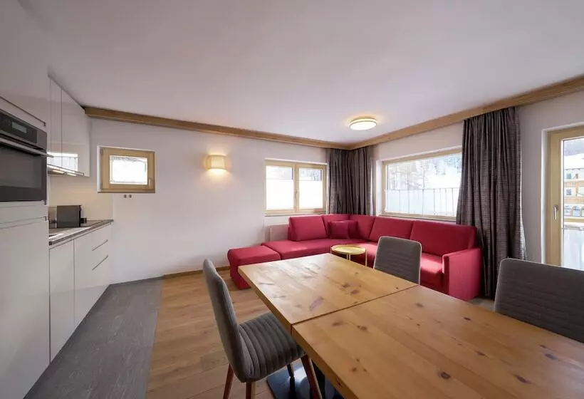 Aparthotel Grischuna