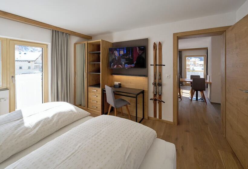 Aparthotel Grischuna