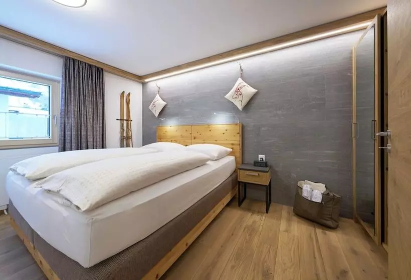 Aparthotel Grischuna