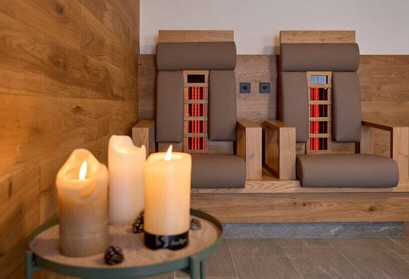 Aparthotel Grischuna