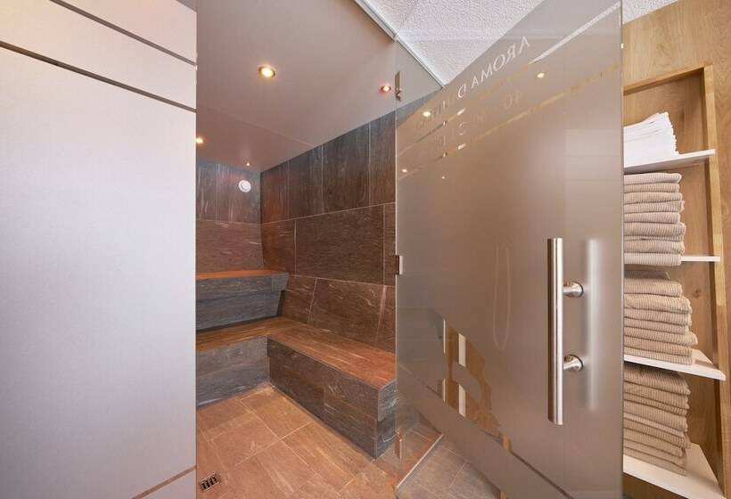 Aparthotel Grischuna