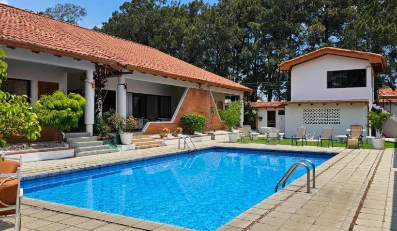 Apartotel Obelisco San José Aeropuerto