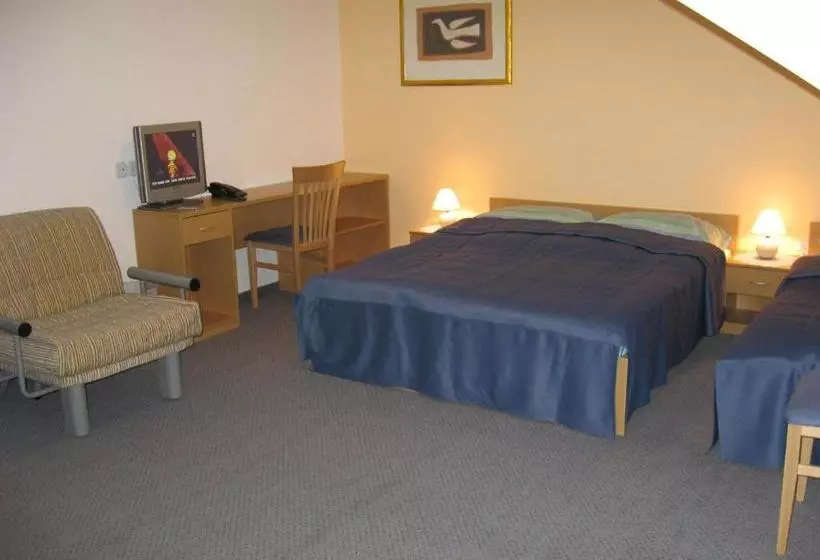 پانسیون Motel Majolka