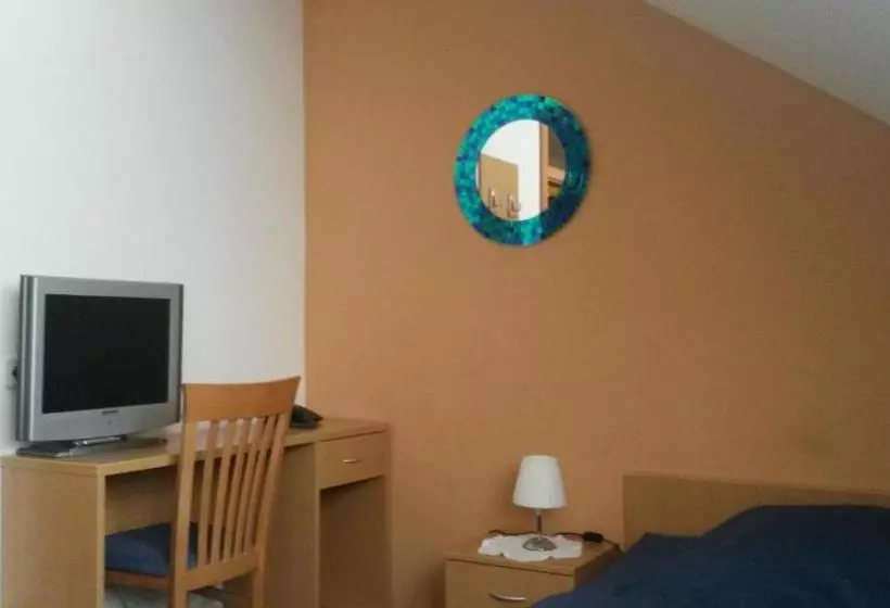 پانسیون Motel Majolka