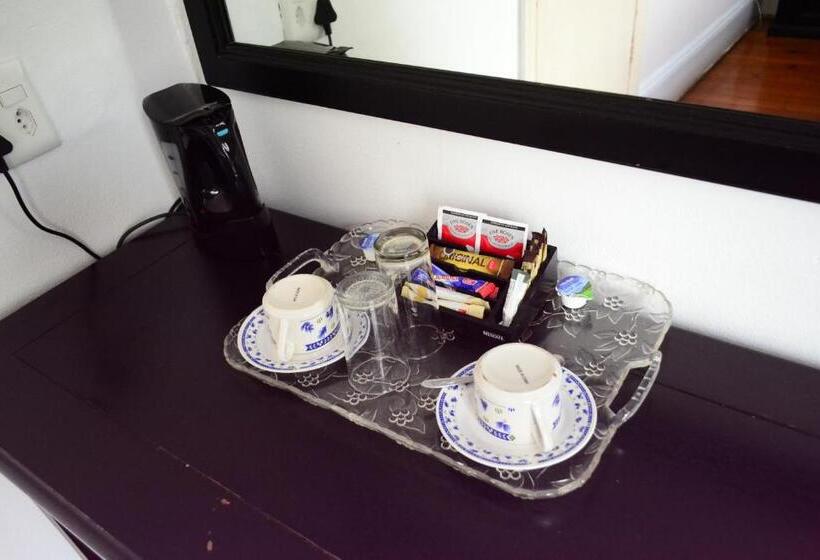 膳宿费 Laletsa Lodge