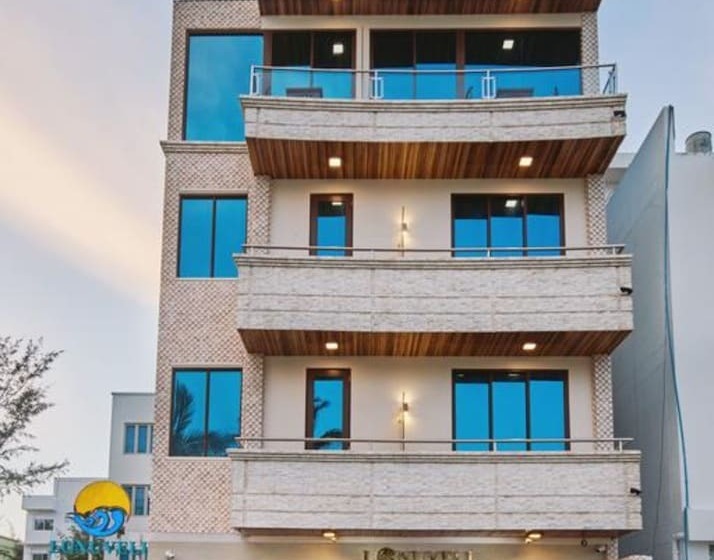 پانسیون Lonuveli