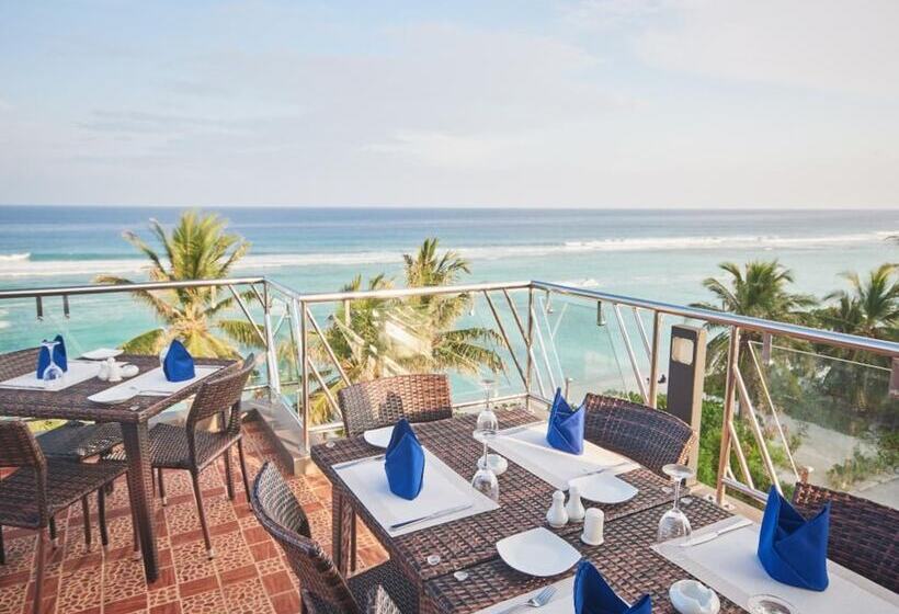 پانسیون Lonuveli