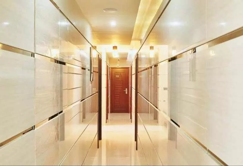 پانسیون Lonuveli