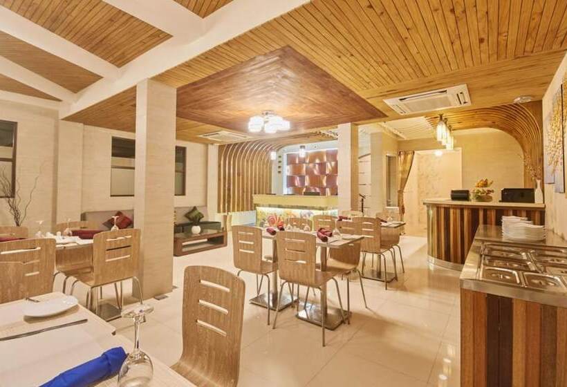 پانسیون Lonuveli