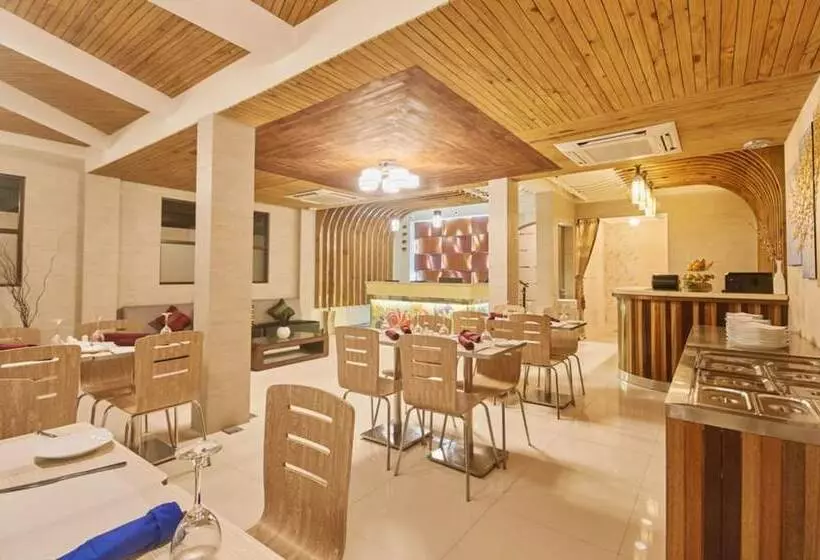 پانسیون Lonuveli