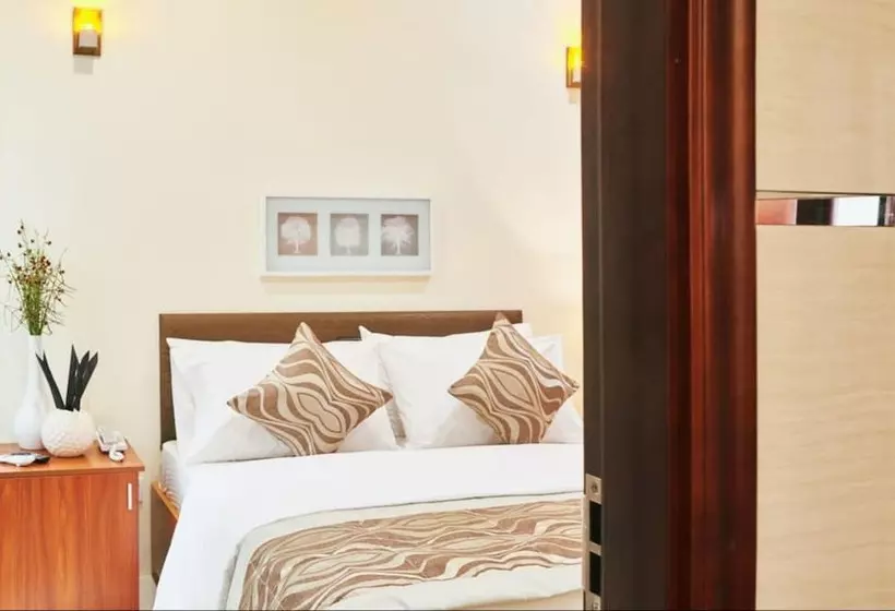 پانسیون Lonuveli