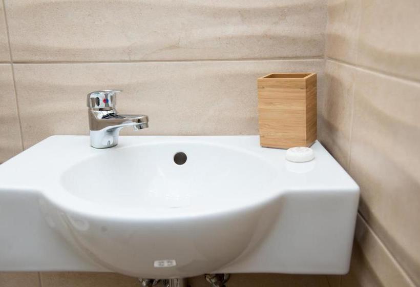 بنسيون Luxe Stay