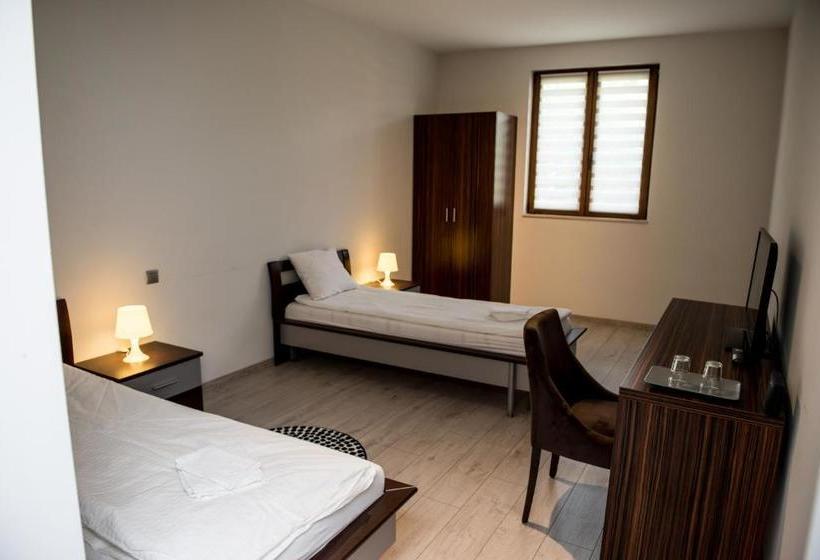 بنسيون Luxe Stay