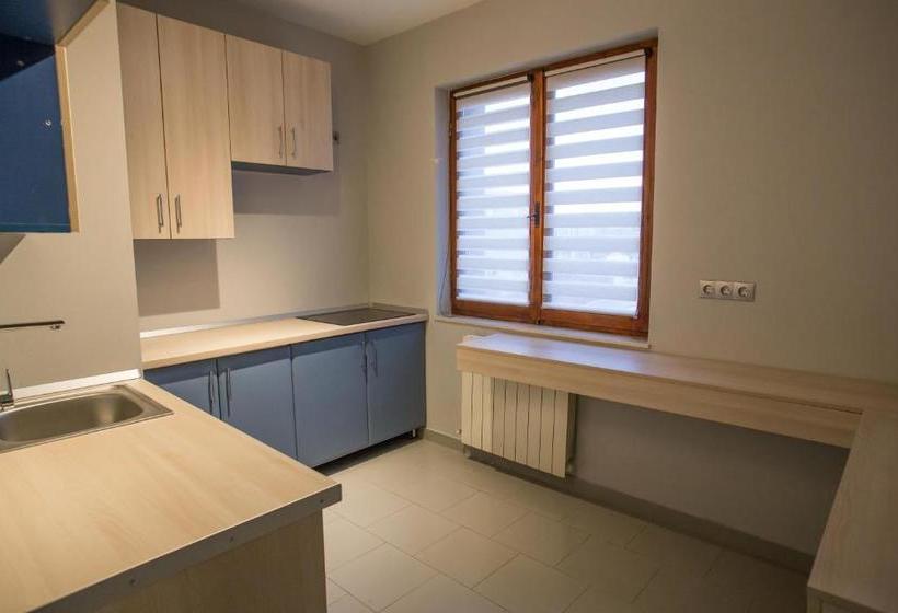 بنسيون Luxe Stay