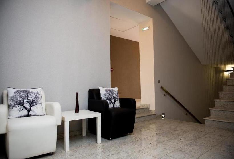 بنسيون Luxe Stay