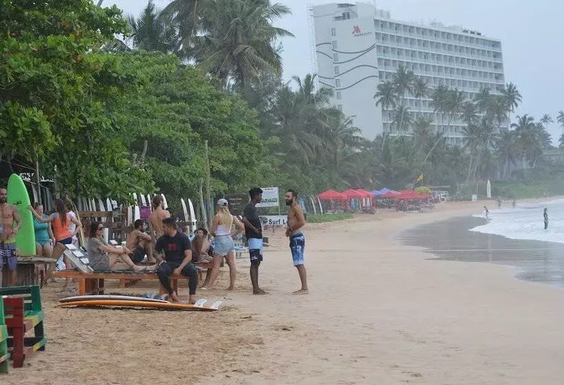 ペンション Villa Serenity   Jayavikumgama